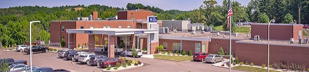 Quality Inn & Suites Caldwell I-77 Exterior photo